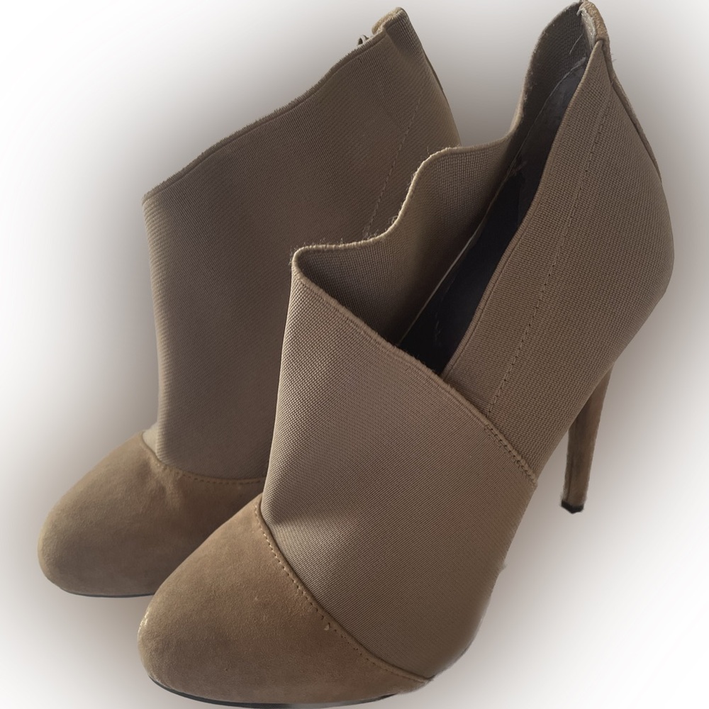 Jessica Simpson Neesha Suede Heel - Size 8 - Taupe